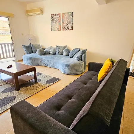 Sky Line Rooms, 150m From Chabad Lubavitch * Larnaca